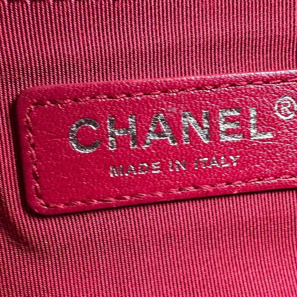 CHANEL Silver Leather Shoulder Bag - Picture 12 of 13